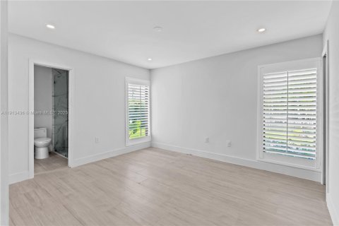 Villa ou maison à louer à Palmetto Bay, Floride: 5 chambres, 303.88 m2 № 1969480 - photo 29