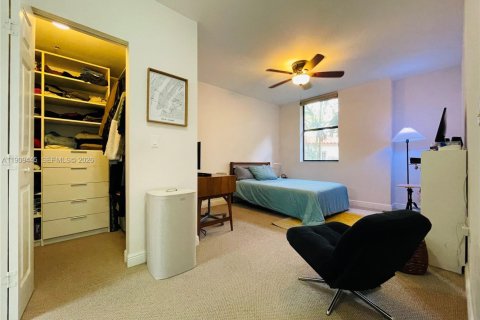 Copropriété à vendre à Coral Gables, Floride: 2 chambres, 111.11 m2 № 2042298 - photo 14