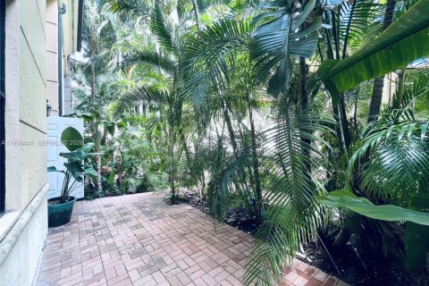 Copropriété à vendre à Coral Gables, Floride: 2 chambres, 111.11 m2 № 2042298 - photo 29