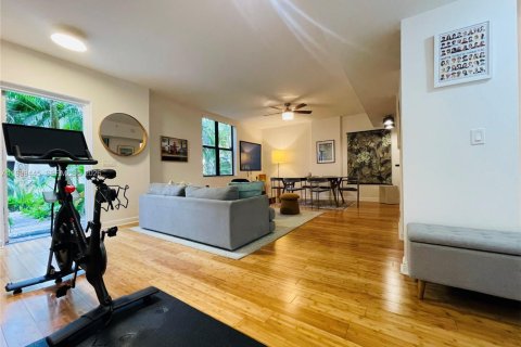 Copropriété à vendre à Coral Gables, Floride: 2 chambres, 111.11 m2 № 2042298 - photo 4