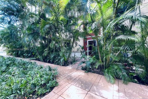 Copropriété à vendre à Coral Gables, Floride: 2 chambres, 111.11 m2 № 2042298 - photo 28