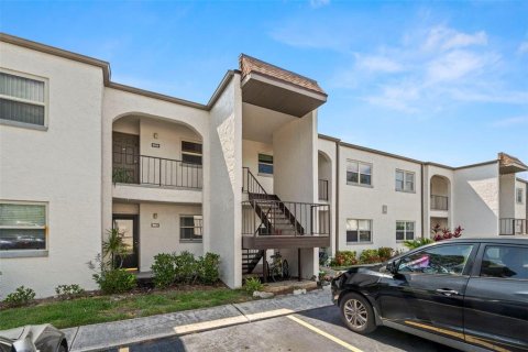 Condo in Seminole, Florida, 2 bedrooms  № 1747195 - photo 18
