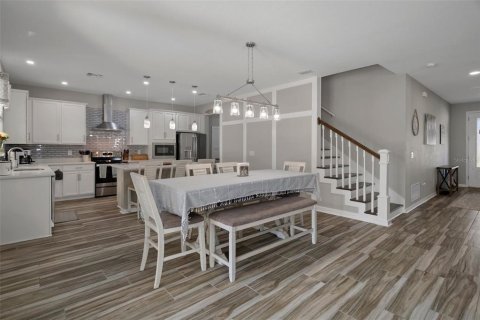 Casa en venta en Spring Hill, Florida, 3 dormitorios, 250.19 m2 № 1657997 - foto 19