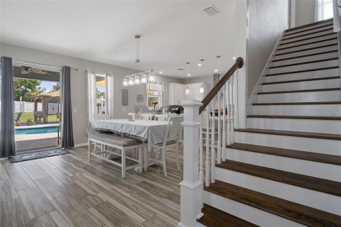 Casa en venta en Spring Hill, Florida, 3 dormitorios, 250.19 m2 № 1657997 - foto 12