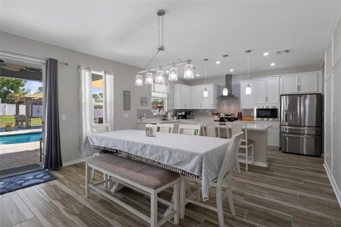 Casa en venta en Spring Hill, Florida, 3 dormitorios, 250.19 m2 № 1657997 - foto 20