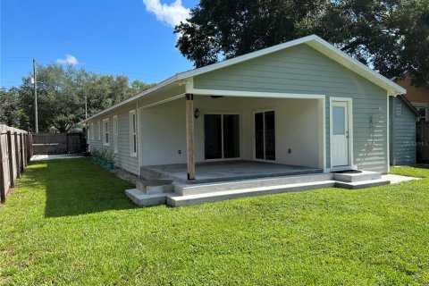 Casa en alquiler en Tampa, Florida, 3 dormitorios, 138.8 m2 № 1899300 - foto 21