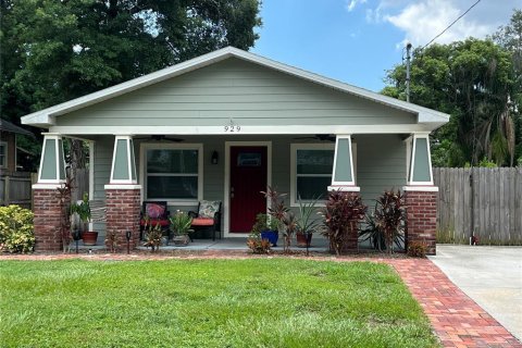Casa en alquiler en Tampa, Florida, 3 dormitorios, 138.8 m2 № 1899300 - foto 1