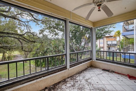 Condominio en venta en Lauderhill, Florida, 2 dormitorios, 101.54 m2 № 2006016 - foto 29