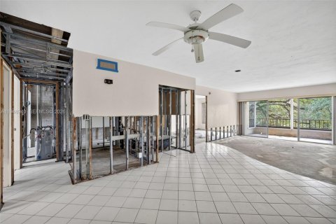 Condominio en venta en Lauderhill, Florida, 2 dormitorios, 101.54 m2 № 2006016 - foto 8