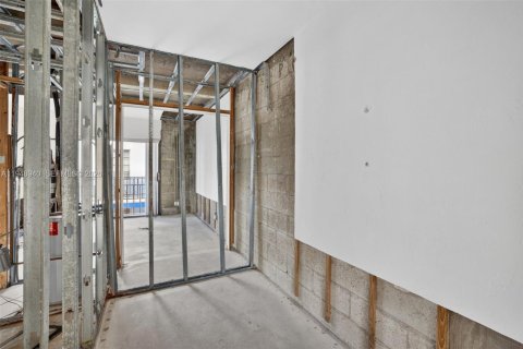 Condominio en venta en Lauderhill, Florida, 2 dormitorios, 101.54 m2 № 2006016 - foto 18