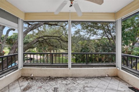 Condominio en venta en Lauderhill, Florida, 2 dormitorios, 101.54 m2 № 2006016 - foto 27