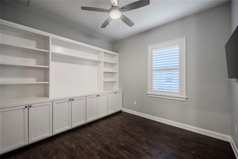 House in Lakeland, Florida 3 bedrooms, 293.57 sq.m. № 2204098 - photo 22