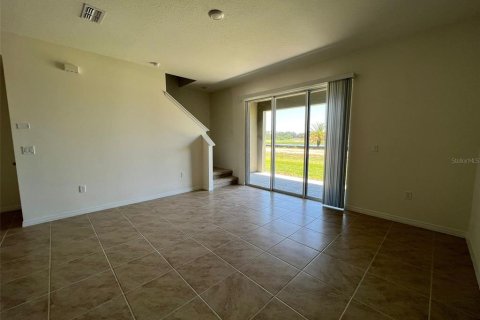 Touwnhouse à louer à Davenport, Floride: 3 chambres, 157.19 m2 № 1680904 - photo 6