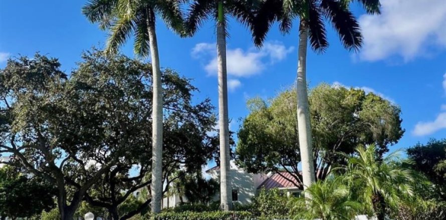 Condo in Pompano Beach, Florida, 3 bedrooms  № 2081677