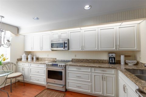 Condo in Pompano Beach, Florida, 3 bedrooms  № 2081677 - photo 5