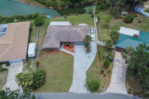 House in Lakeland, Florida 3 bedrooms, 147.81 sq.m. № 1691071 - photo 6