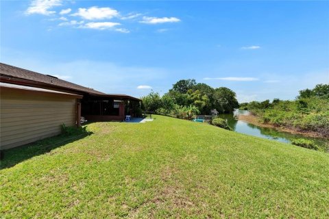 House in Lakeland, Florida 3 bedrooms, 147.81 sq.m. № 1691071 - photo 9