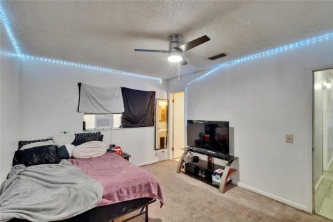 House in Lakeland, Florida 3 bedrooms, 147.81 sq.m. № 1691071 - photo 22