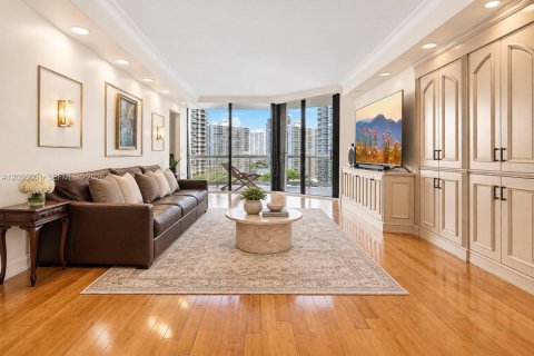 Condominio en Aventura, Florida, 2 dormitorios  № 2385525