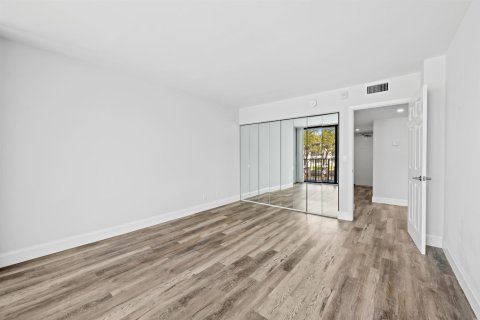 Condo in Boca Raton, Florida, 2 bedrooms  № 2081633 - photo 15