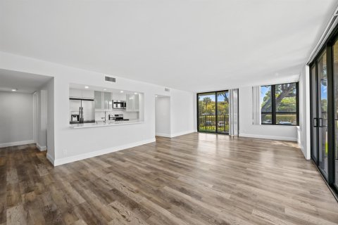 Condo in Boca Raton, Florida, 2 bedrooms  № 2081633 - photo 2