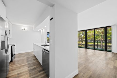 Condo in Boca Raton, Florida, 2 bedrooms  № 2081633 - photo 12