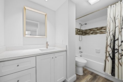 Condo in Boca Raton, Florida, 2 bedrooms  № 2081633 - photo 17