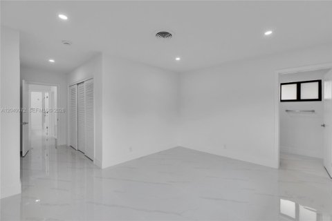 Villa ou maison à vendre à Plantation, Floride: 3 chambres, 194.82 m2 № 2087881 - photo 23