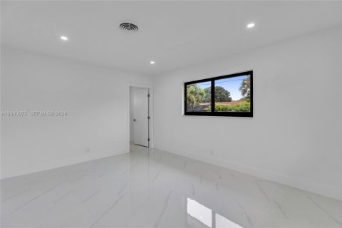 Villa ou maison à vendre à Plantation, Floride: 3 chambres, 194.82 m2 № 2087881 - photo 22