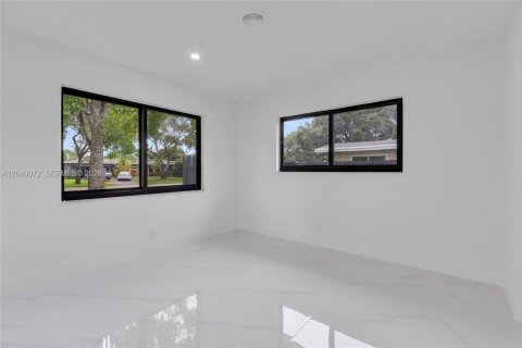 Villa ou maison à vendre à Plantation, Floride: 3 chambres, 194.82 m2 № 2087881 - photo 26