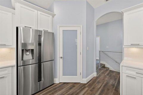 Casa en venta en Bradenton, Florida, 4 dormitorios, 401.62 m2 № 2222066 - foto 21