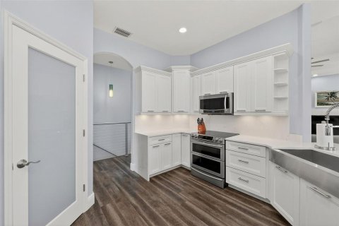 Casa en venta en Bradenton, Florida, 4 dormitorios, 401.62 m2 № 2222066 - foto 18