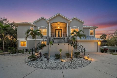 Villa ou maison à Bradenton, Floride 4 chambres, 401.62 m2 № 2222066