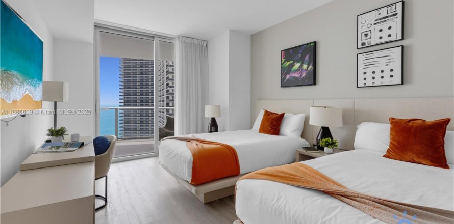 Condo à Hollywood, Floride, 2 chambres № 1933653