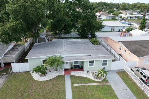 Casa en venta en Tampa, Florida, 3 dormitorios, 149.02 m2 № 1816883 - foto 18
