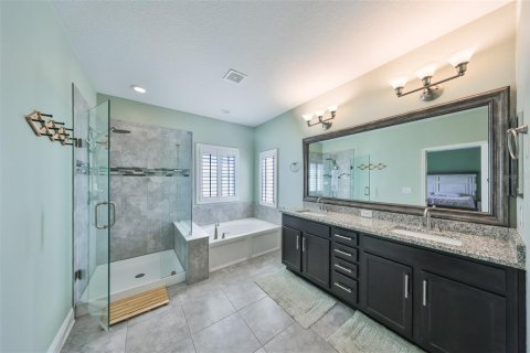 House in Apollo Beach, Florida 3 bedrooms, 209.12 sq.m. № 1724507 - photo 22