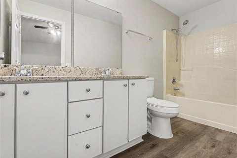 House in Poinciana, Florida 3 bedrooms, 99.96 sq.m. № 2216067 - photo 11