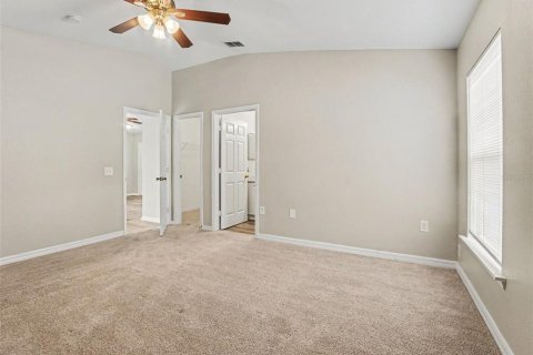 House in Poinciana, Florida 3 bedrooms, 99.96 sq.m. № 2216067 - photo 9