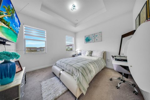 Townhouse in Miami, Florida 3 bedrooms, 123.65 sq.m. № 2054691 - photo 29