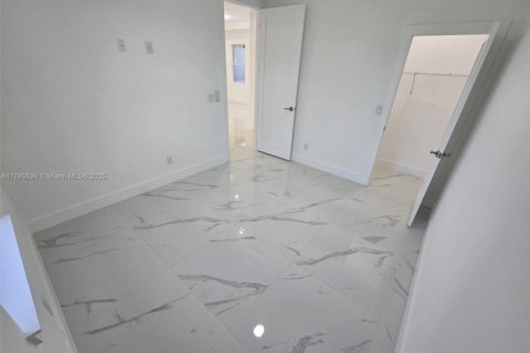 House in Lehigh Acres, Florida 3 bedrooms № 1862813 - photo 22