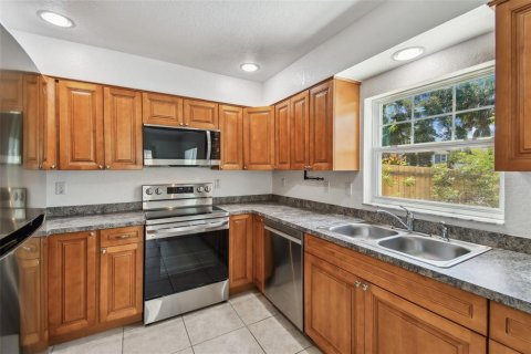 Adosado en alquiler en Dunedin, Florida, 4 dormitorios, 136.29 m2 № 1837088 - foto 9