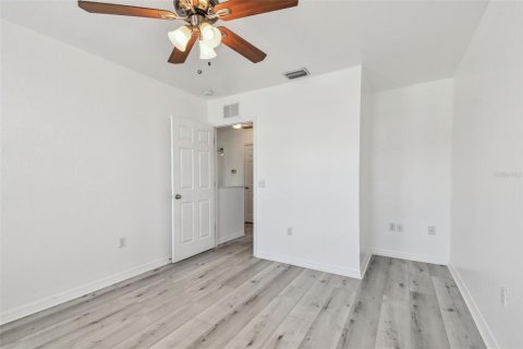 Adosado en alquiler en Dunedin, Florida, 4 dormitorios, 136.29 m2 № 1837088 - foto 14