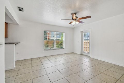 Adosado en alquiler en Dunedin, Florida, 4 dormitorios, 136.29 m2 № 1837088 - foto 5