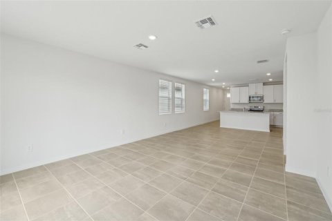 House in Brooksville, Florida 4 bedrooms, 149.29 sq.m. № 1743444 - photo 7
