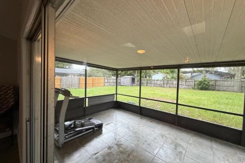 Villa ou maison à vendre à Deltona, Floride: 3 chambres, 122.45 m2 № 2142247 - photo 11