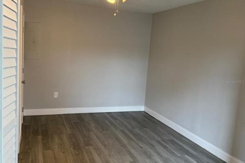 Villa ou maison à vendre à Deltona, Floride: 3 chambres, 122.45 m2 № 2142247 - photo 6