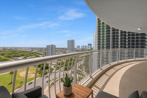 Купить кондоминиум в Майами, Флорида 2 спальни, 97.36м2, № 1943393 - фото 9