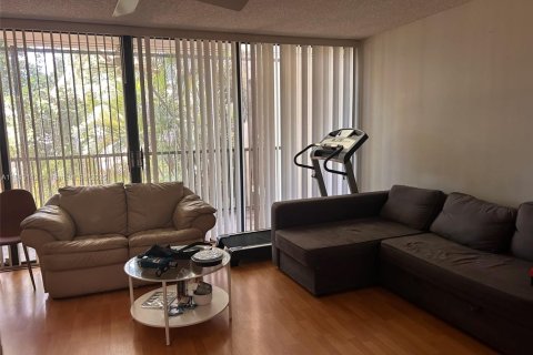 Condo in Davie, Florida, 2 bedrooms  № 1836283 - photo 1