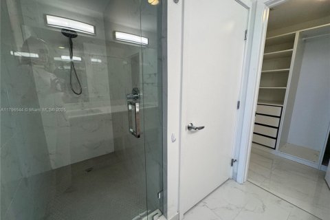 Купить кондоминиум в Норт-Майами-Бич, Флорида 2 спальни, 102.94м2, № 2193948 - фото 10
