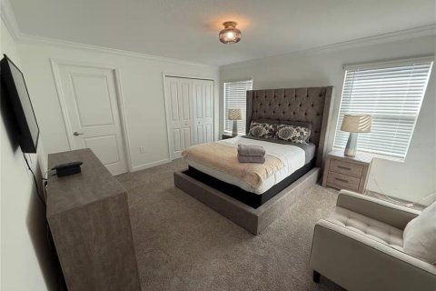 Townhouse in Kissimmee, Florida 4 bedrooms, 176.7 sq.m. № 2339761 - photo 3